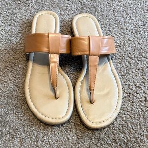 AEROSOLES Beige Leather Sandals